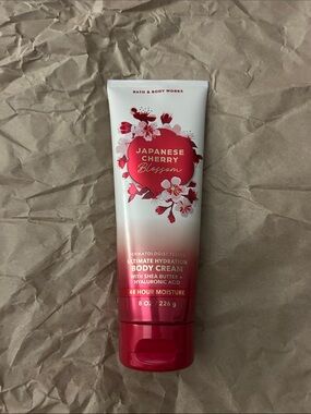 Bath & Body Works Japanese Cherry Blossom Body Cream - Red, White. Brand new